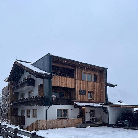 Chic Lodge-Apartments Ehrwald Bagian luar foto